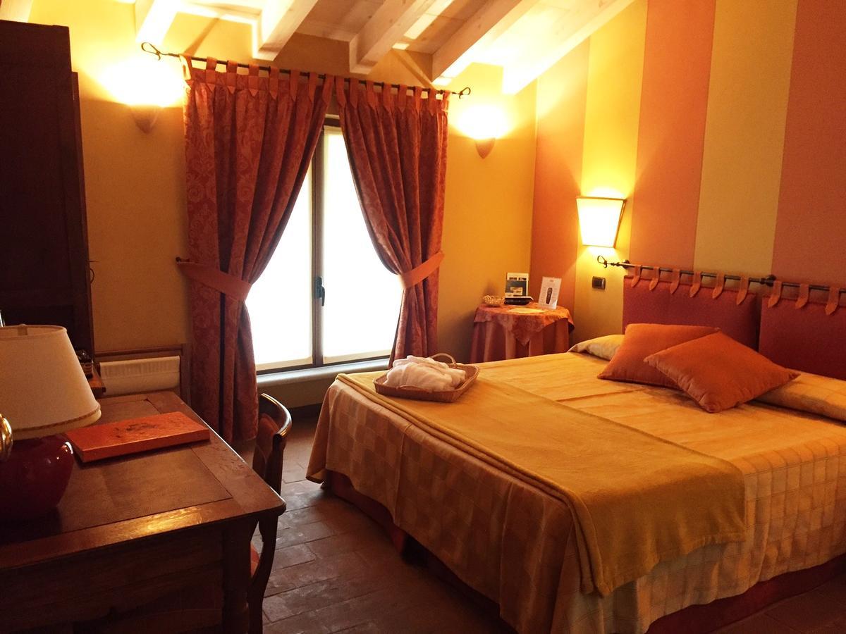 Hotel Locanda Da Carla Vigevano Exterior photo